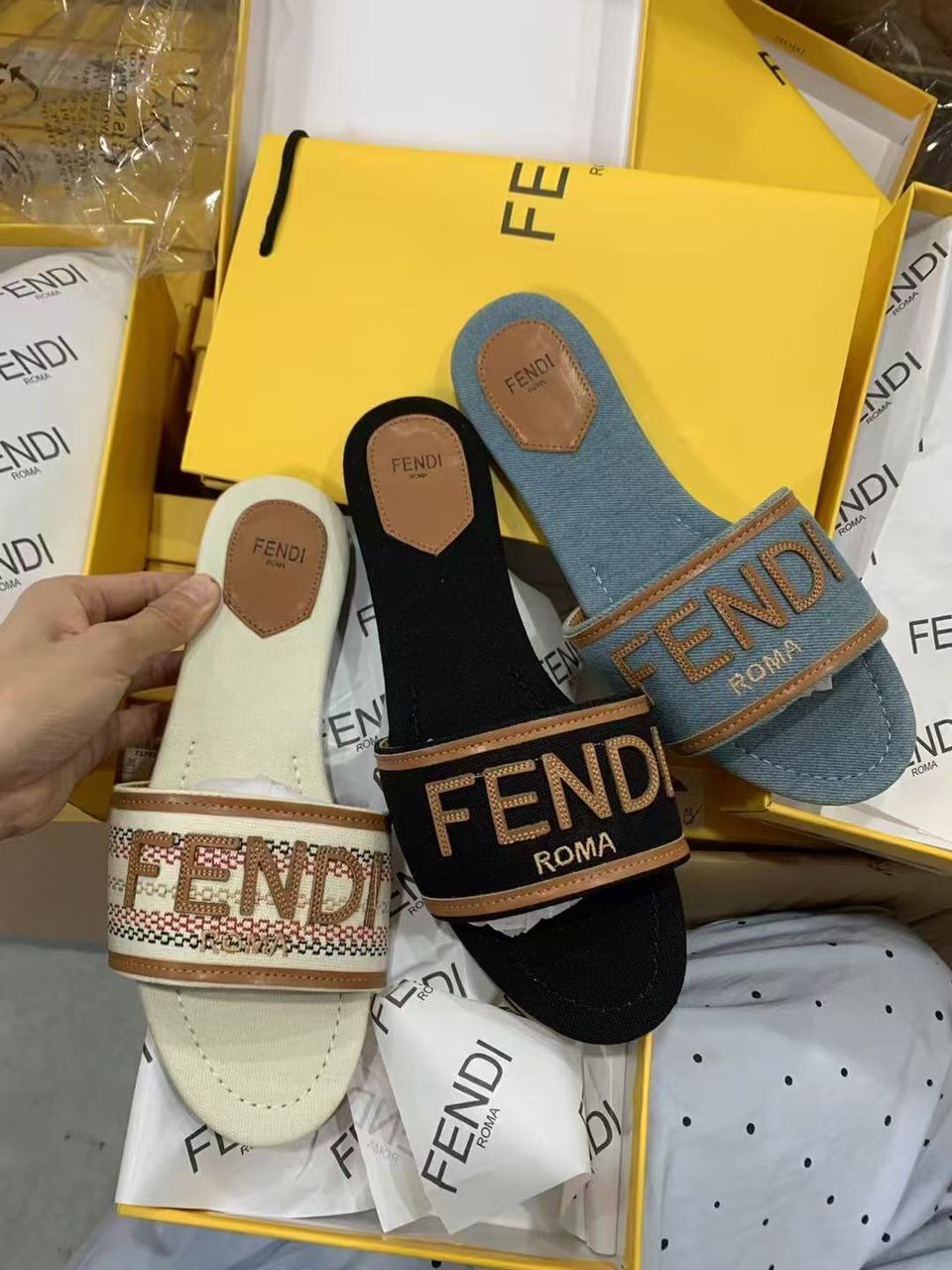 BABOUCHE FENDI ROMA
